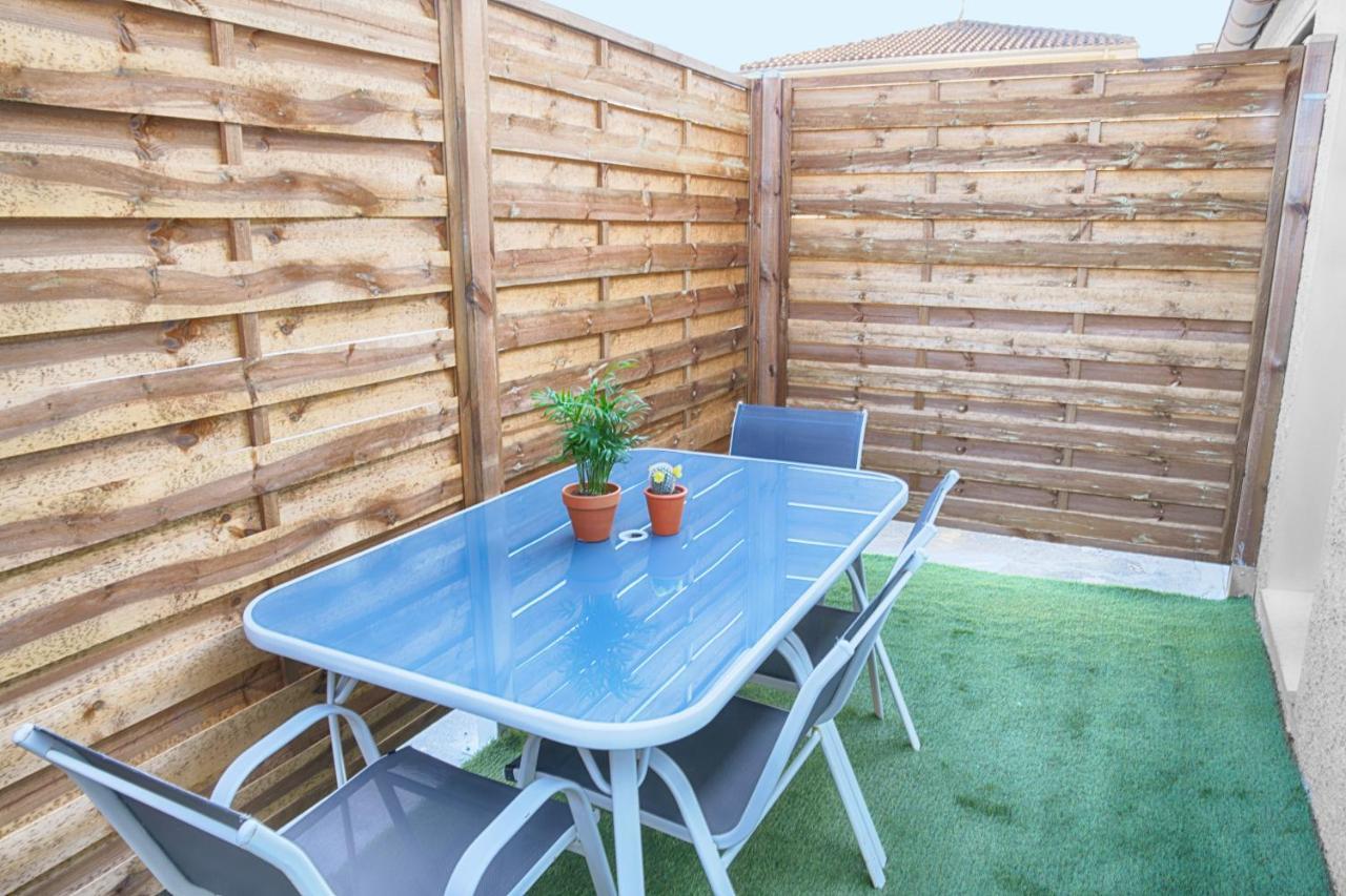 Appart T2 Avec Terrasse, Parking Et Wifi Angouleme Exterior photo